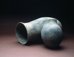Early pots were thick with no shoulder or rim, but were a major technological advance
