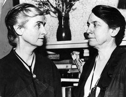 Edith Abbott (left) and Grace Abbott